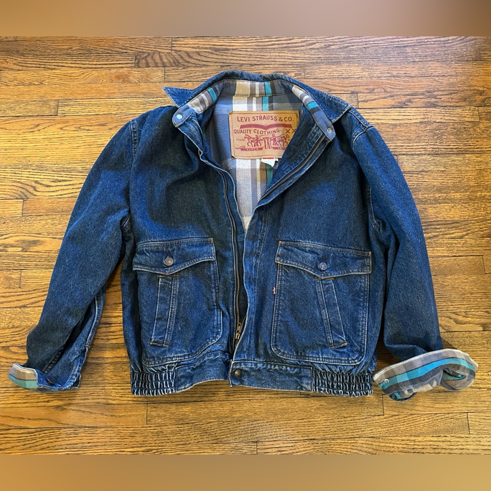 Vintage Levi's Men's Dark Blue Denim Jeans Jacket
